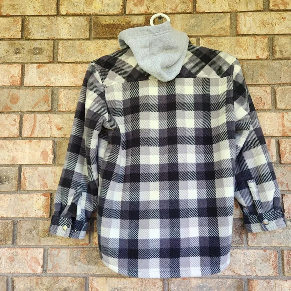 Black and White Plaid Jacket - Picture 2 of 5